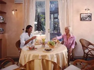 Villa Sofia Hotel 가르도네리비에라